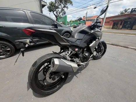 KAWASAKI Z 300 ABS, Foto 11