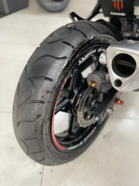 KAWASAKI Z 400 ABS, Foto 2 KAWASAKI Z 400 ABS, Foto 2