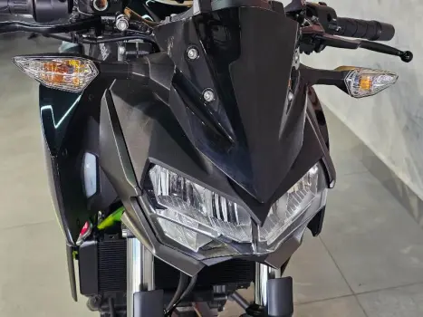 KAWASAKI Z 400 ABS, Foto 3