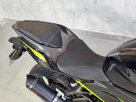 KAWASAKI Z 400 ABS, Foto 7