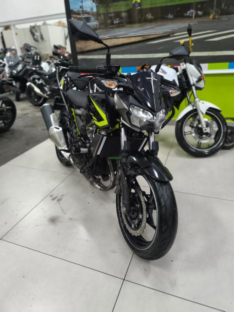 KAWASAKI Z 400 ABS, Foto 3