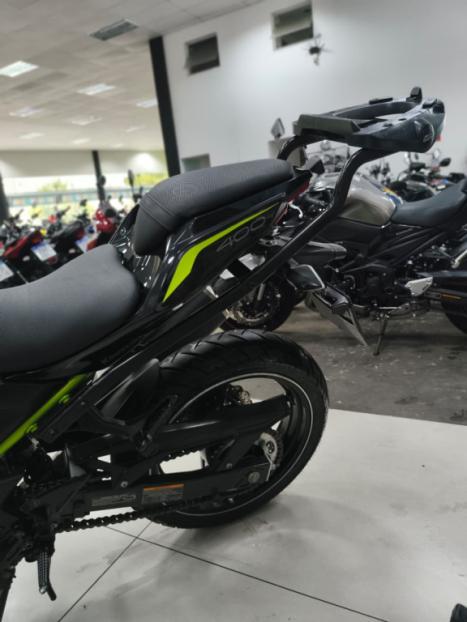 KAWASAKI Z 400 ABS, Foto 8