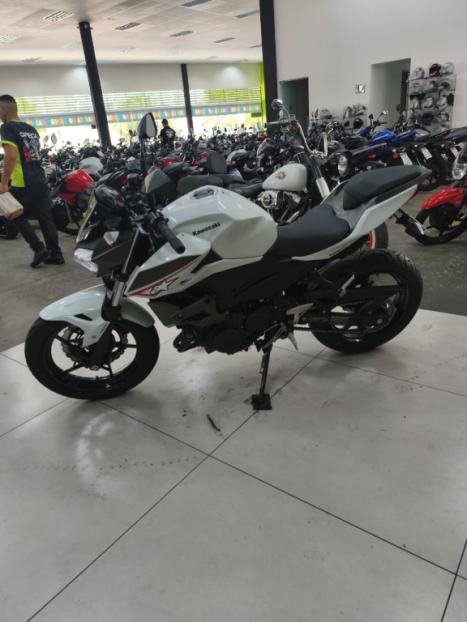 KAWASAKI Z 400 ABS, Foto 6