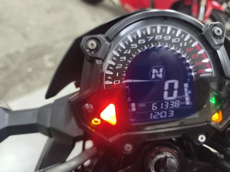 KAWASAKI Z 400 ABS, Foto 8