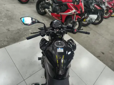 KAWASAKI Z 400 ABS, Foto 9