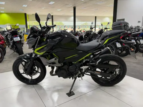 KAWASAKI Z 400 ABS, Foto 7