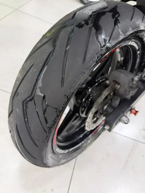 KAWASAKI Z 400 ABS, Foto 8