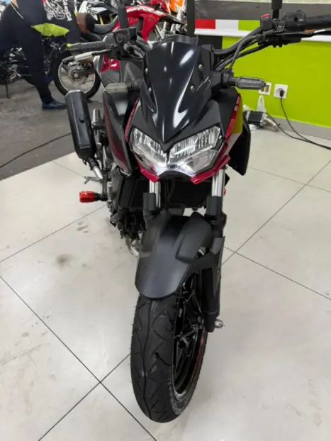 KAWASAKI Z 400 ABS, Foto 10
