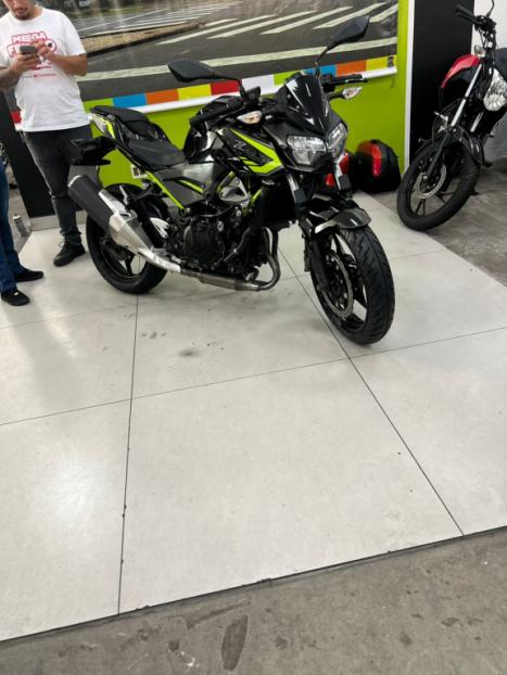 KAWASAKI Z 400 ABS, Foto 7