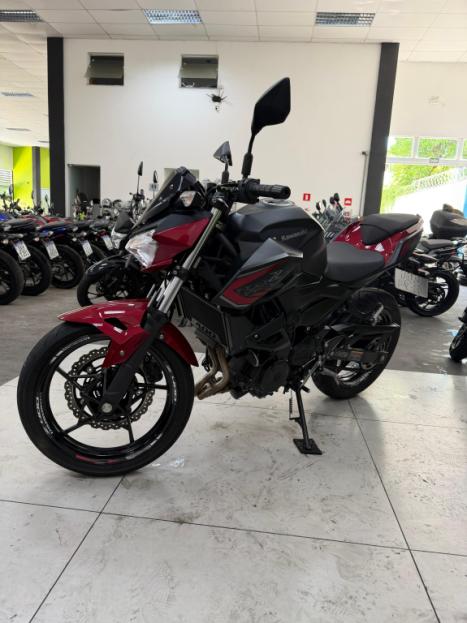 KAWASAKI Z 400 ABS, Foto 5