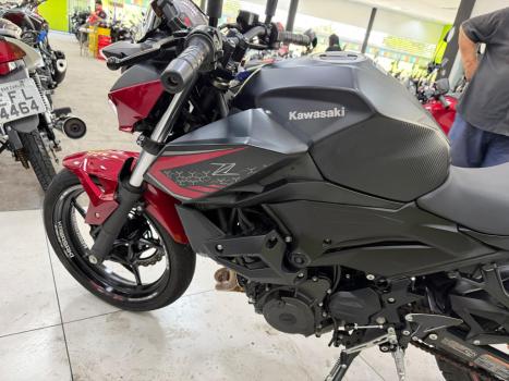 KAWASAKI Z 400 ABS, Foto 9