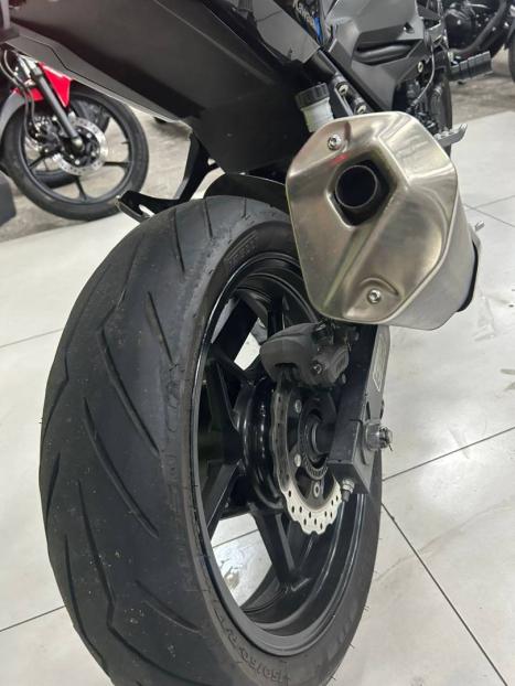 KAWASAKI Z 400 ABS, Foto 5