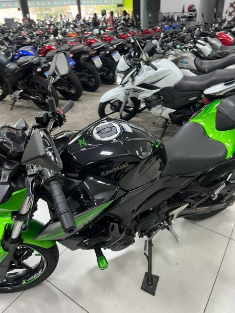 KAWASAKI Z 400 ABS, Foto 9