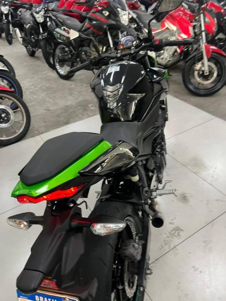 KAWASAKI Z 400 ABS, Foto 8