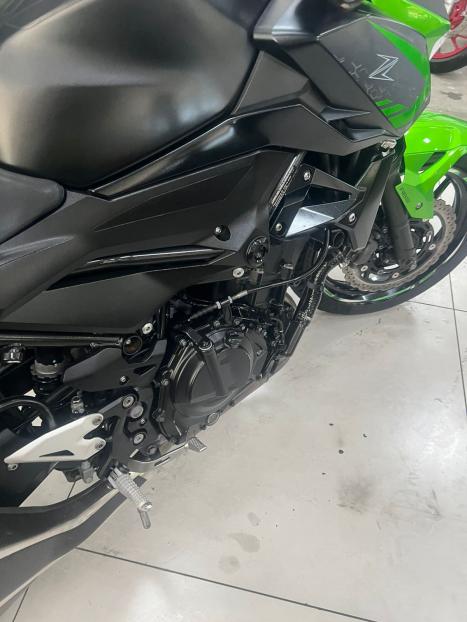 KAWASAKI Z 400 ABS, Foto 3