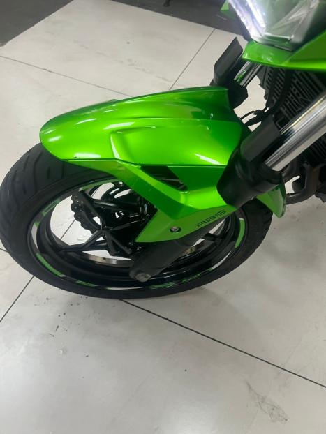 KAWASAKI Z 400 ABS, Foto 11