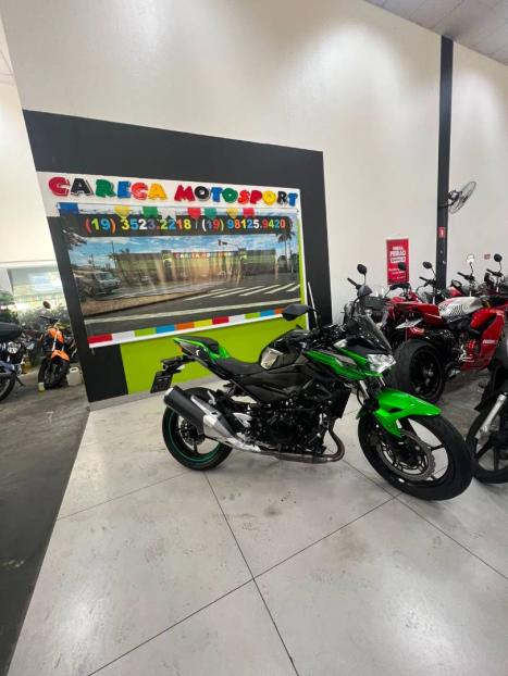 KAWASAKI Z 400 ABS, Foto 1