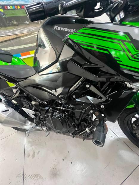 KAWASAKI Z 400 ABS, Foto 3