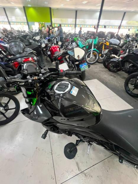 KAWASAKI Z 400 ABS, Foto 7
