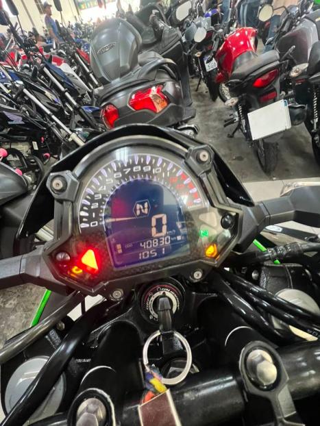 KAWASAKI Z 400 ABS, Foto 9