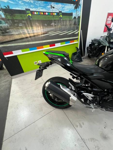 KAWASAKI Z 400 ABS, Foto 11