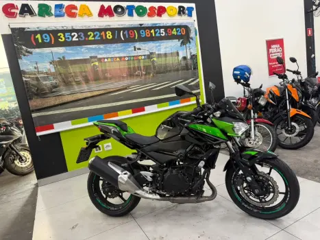 KAWASAKI Z 400 ABS, Foto 1