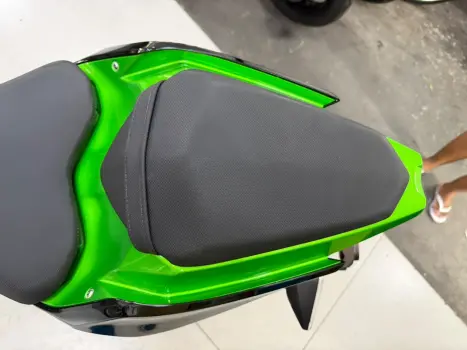 KAWASAKI Z 400 ABS, Foto 11