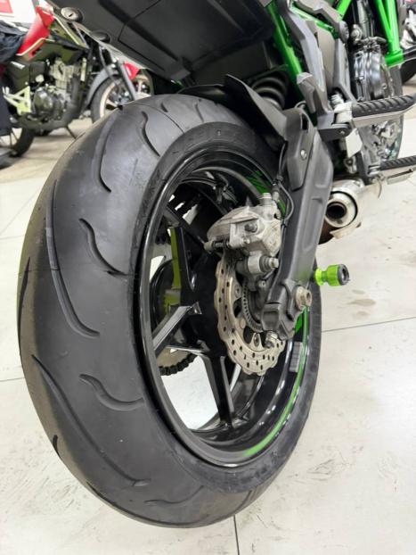 KAWASAKI Z 650 ABS, Foto 3