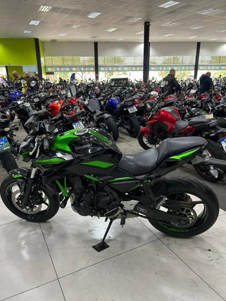 KAWASAKI Z 650 ABS, Foto 2