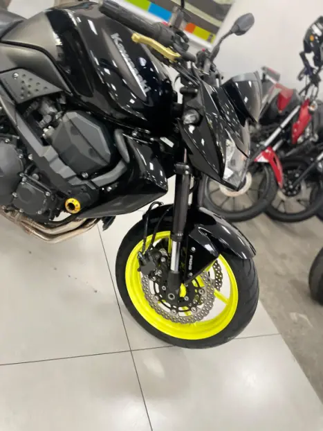 KAWASAKI Z 750 , Foto 8 KAWASAKI Z 750 , Foto 8