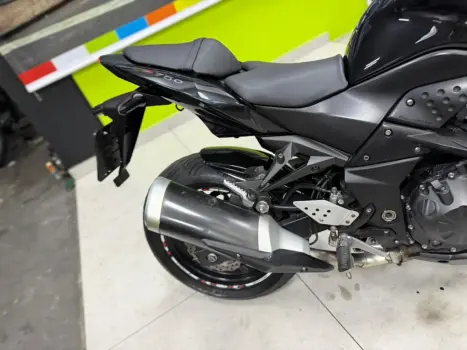 KAWASAKI Z 750 ABS, Foto 2