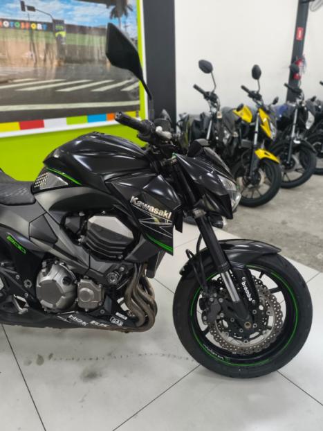 KAWASAKI Z 800 , Foto 3