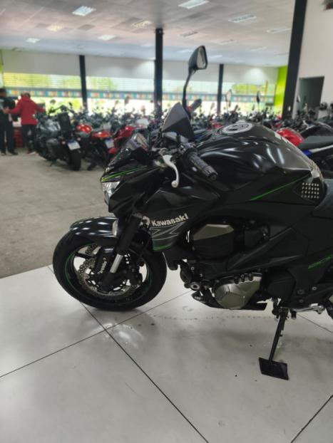 KAWASAKI Z 800 , Foto 8