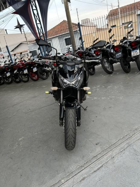KAWASAKI Z 800 , Foto 6