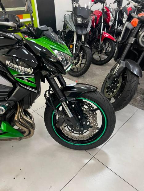 KAWASAKI Z 800 , Foto 6