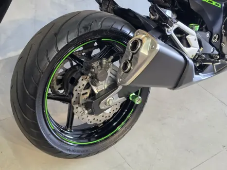 KAWASAKI Z 800 , Foto 13