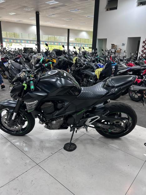 KAWASAKI Z 800 , Foto 5