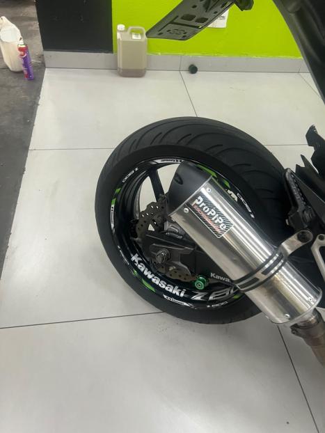 KAWASAKI Z 800 , Foto 8