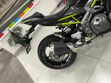 KAWASAKI Z 900 ABS, Foto 2
