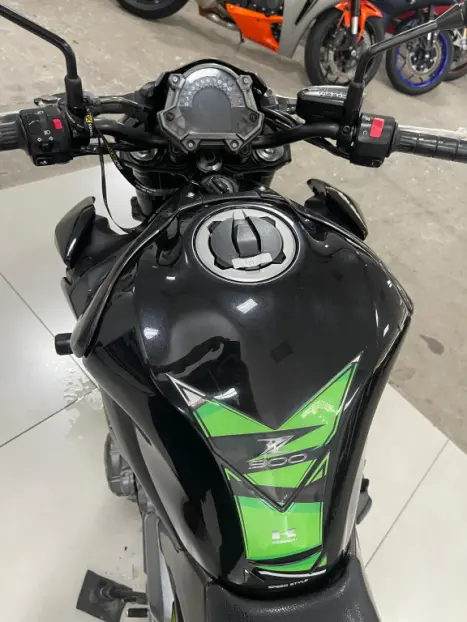 KAWASAKI Z 900 ABS, Foto 12