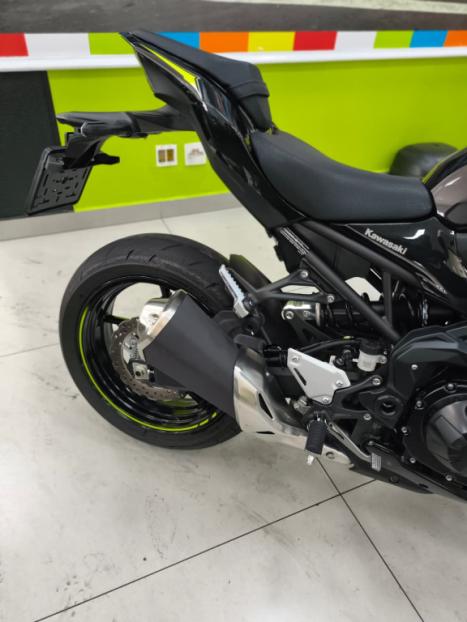 KAWASAKI Z 900 ABS, Foto 3