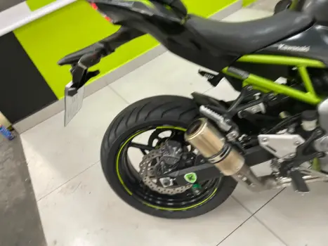 KAWASAKI Z 900 ABS, Foto 4