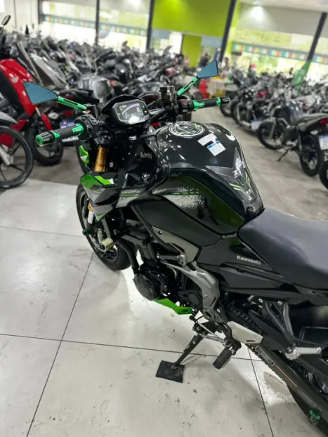 KAWASAKI Z 900 ABS, Foto 10