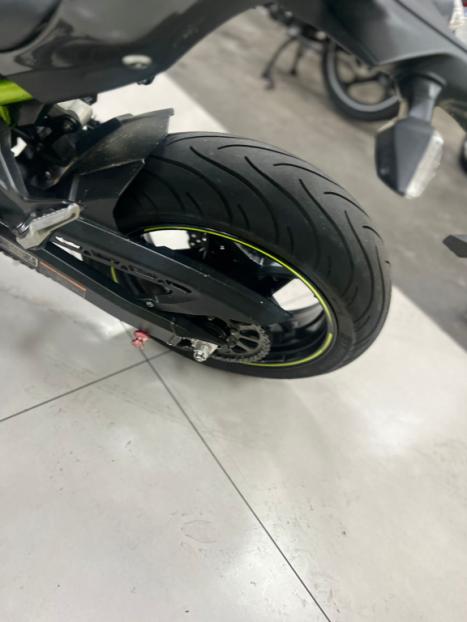 KAWASAKI Z 900 ABS, Foto 4