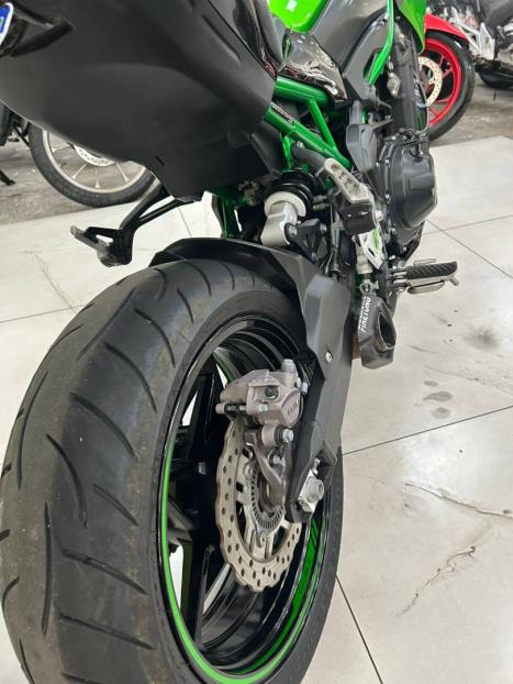 KAWASAKI Z 900 ABS, Foto 5