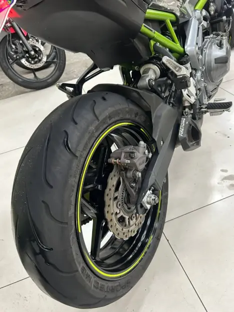 KAWASAKI Z 900 ABS, Foto 8