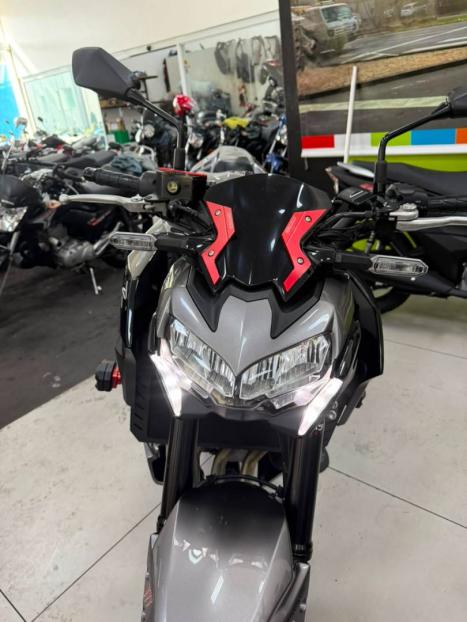 KAWASAKI Z 900 ABS, Foto 6