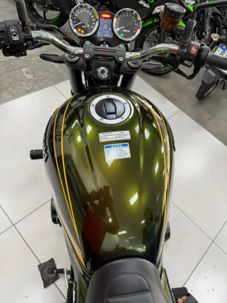 KAWASAKI Z 900 RS, Foto 11