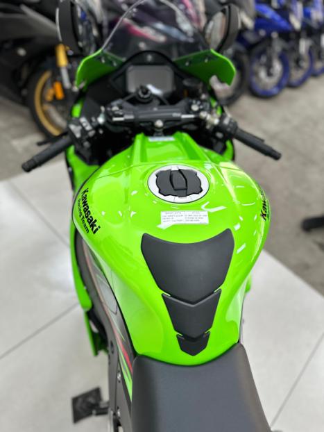 KAWASAKI ZX 10 R NINJA, Foto 2