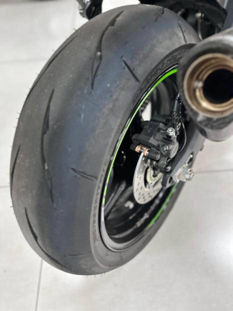 KAWASAKI ZX 10 R NINJA, Foto 4